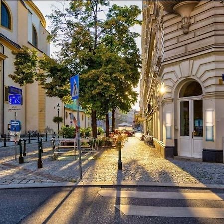 Your Sunny Home Away From Home Wien Exteriör bild