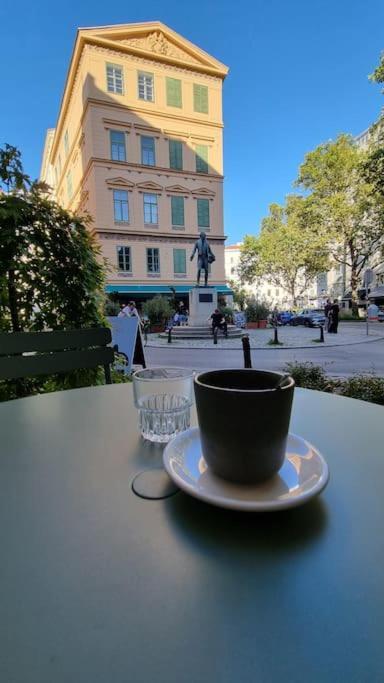 Your Sunny Home Away From Home Wien Exteriör bild